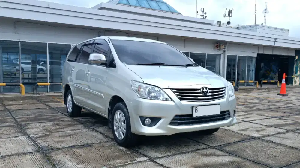 Toyota Grand Innova 2.0 G 2013 Manual Low KM Sangat Terawat