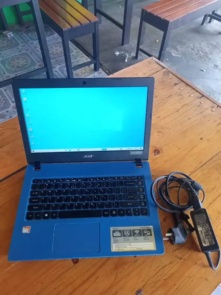 ACER AMD A4-9120E RADEON A3 RAM 4GB