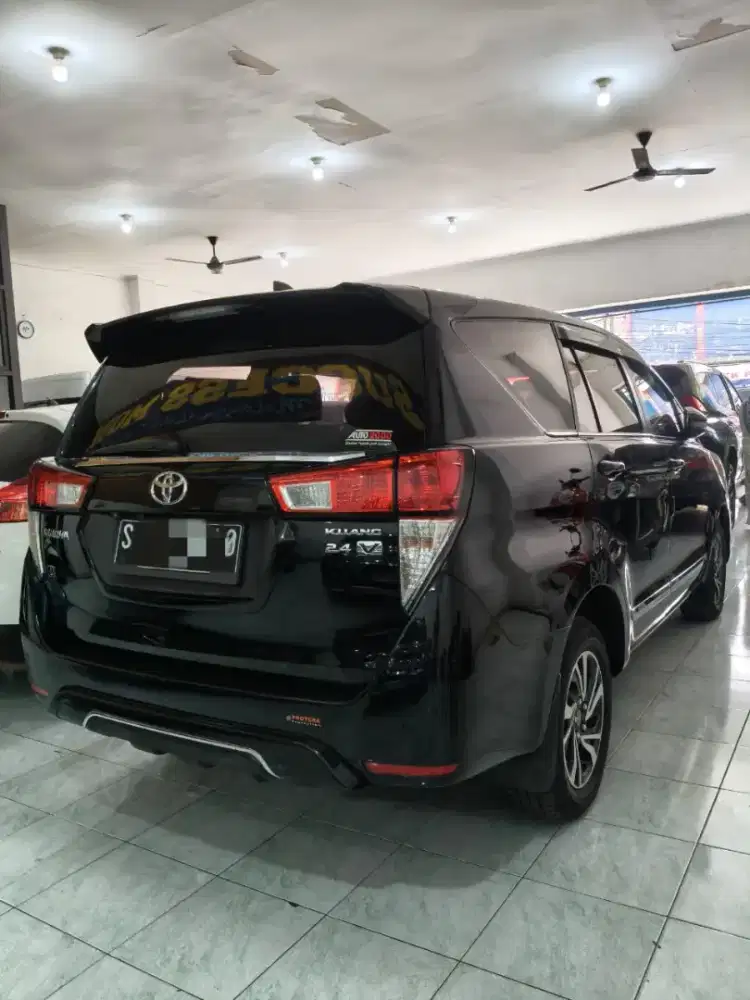 Toyota Innova V Diesel 2021 Matic Hitam Tanpa PR