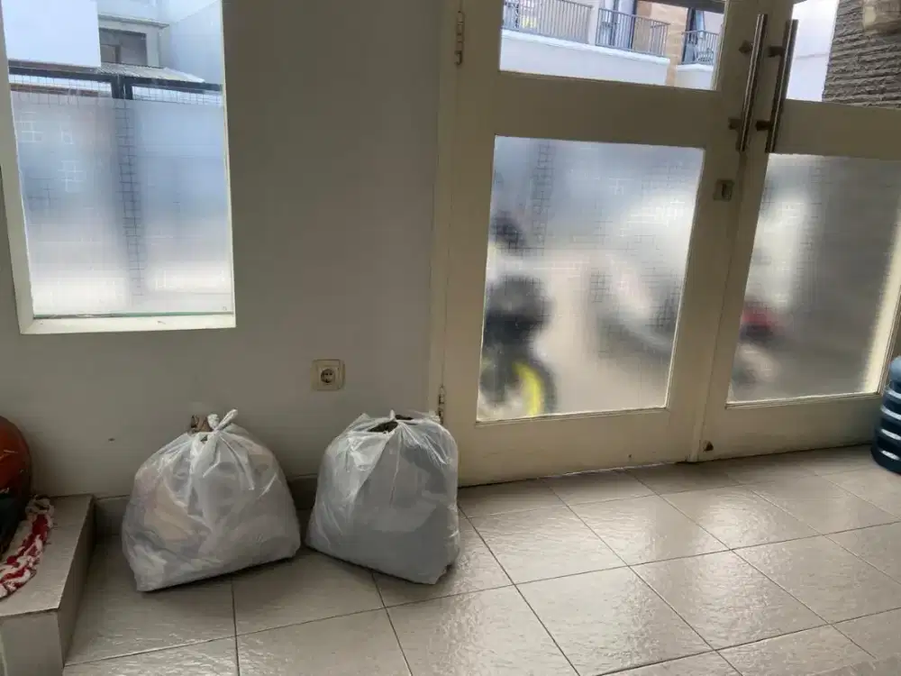 LOWONGAN KERJA LAUNDRY