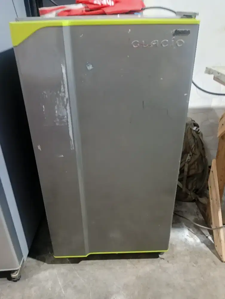 Glacio 1 pintu normal mulus