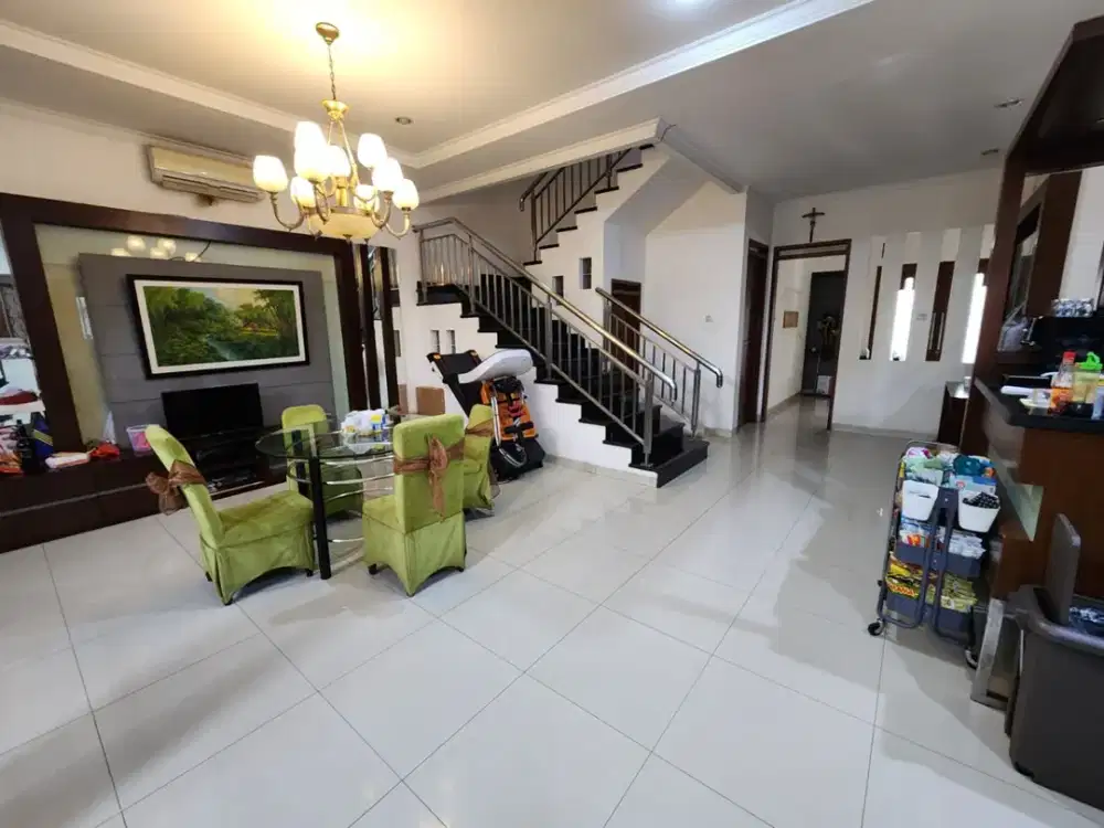 Rumah Singgasana Cluster Favorite di Bandung