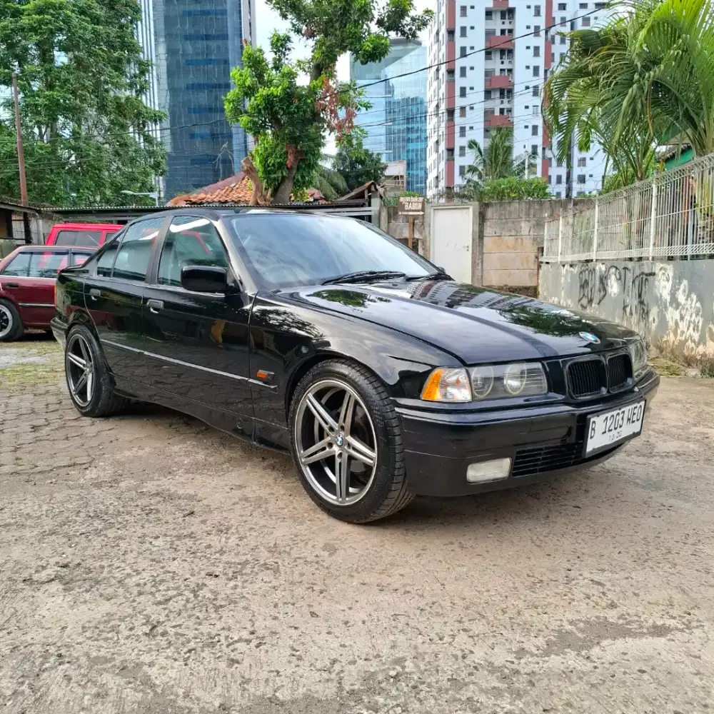 BMW 320i E36 M50 Manual Tahun 1994 Sunroof