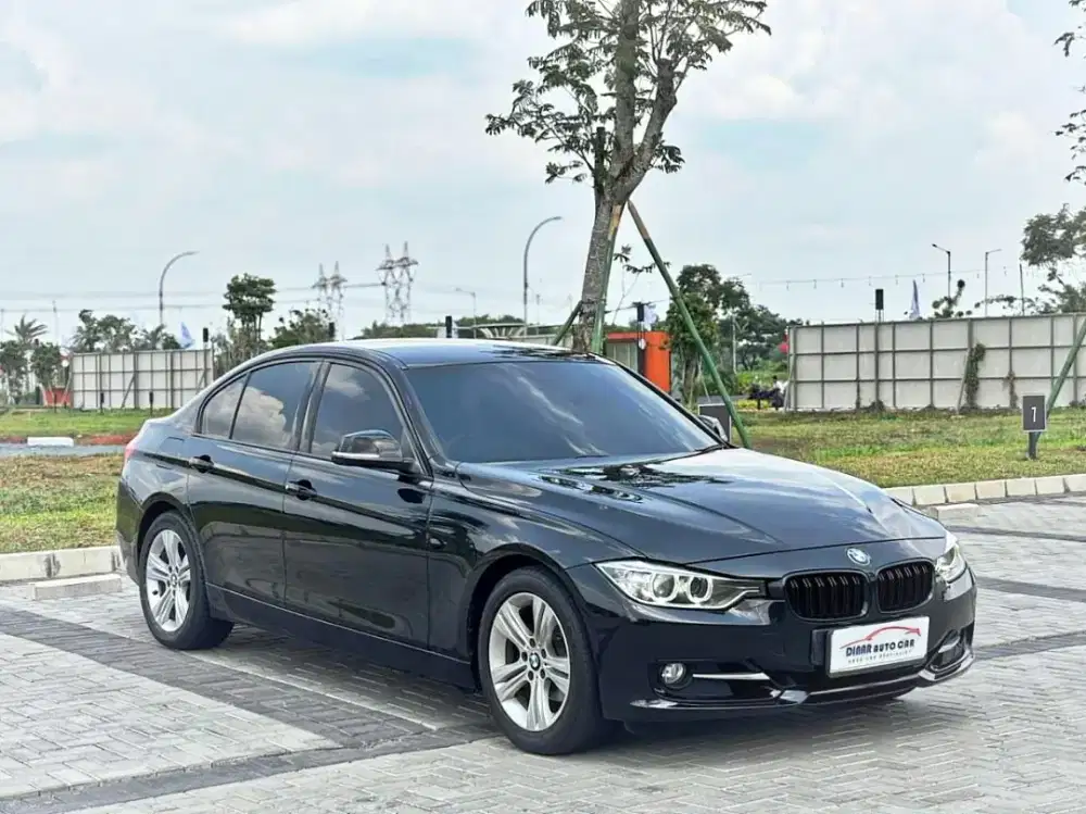 (43Rb) BMW 320i Sport N20 2015 At Matic Hitam Ganjil 35Jt *Dinar Auto*