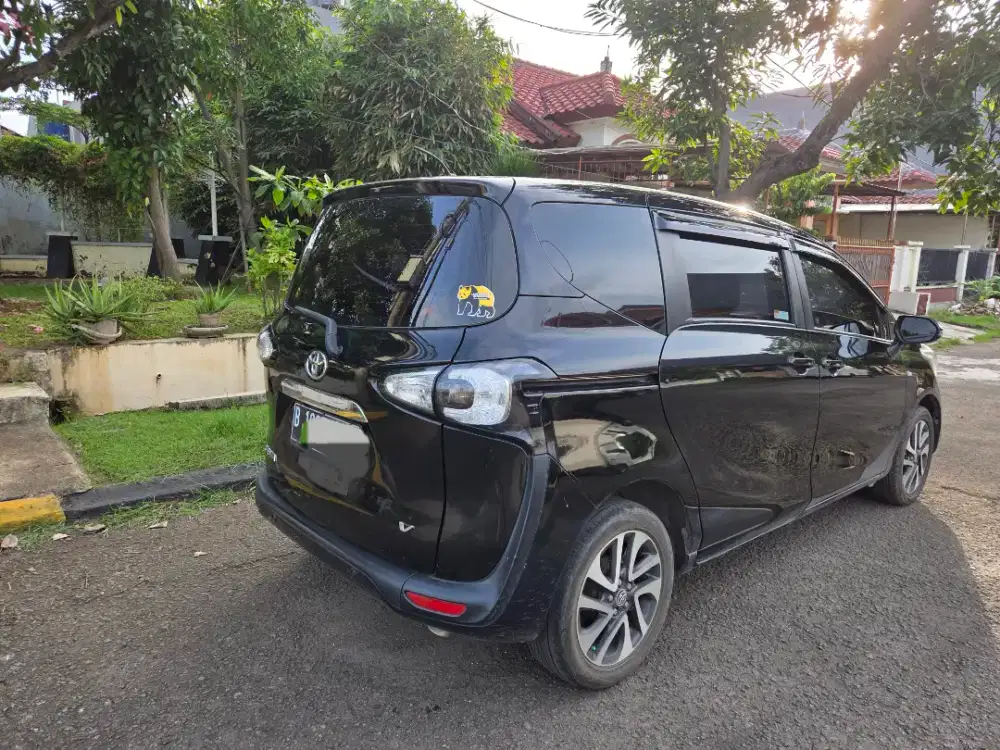 Jual Sienta 2016 a/t bs free BBN nama pembeli (Jabodetabek)