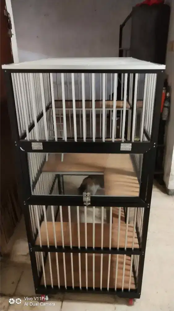 Jual kandang kucing  masih  baru