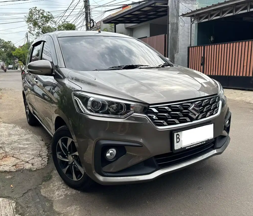 Suzuki All New Ertiga GX AT Hybrid 2025 Magma Grey Like New
