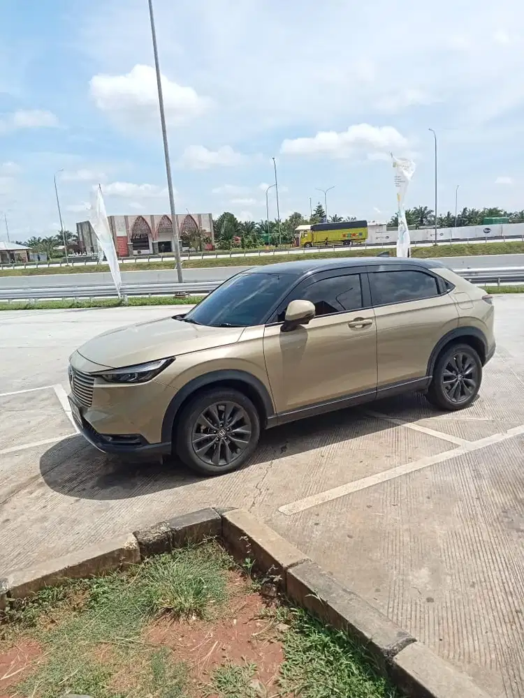 Honda HR-V 2023 Bensin