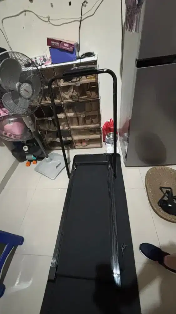 Treadmill walking pad