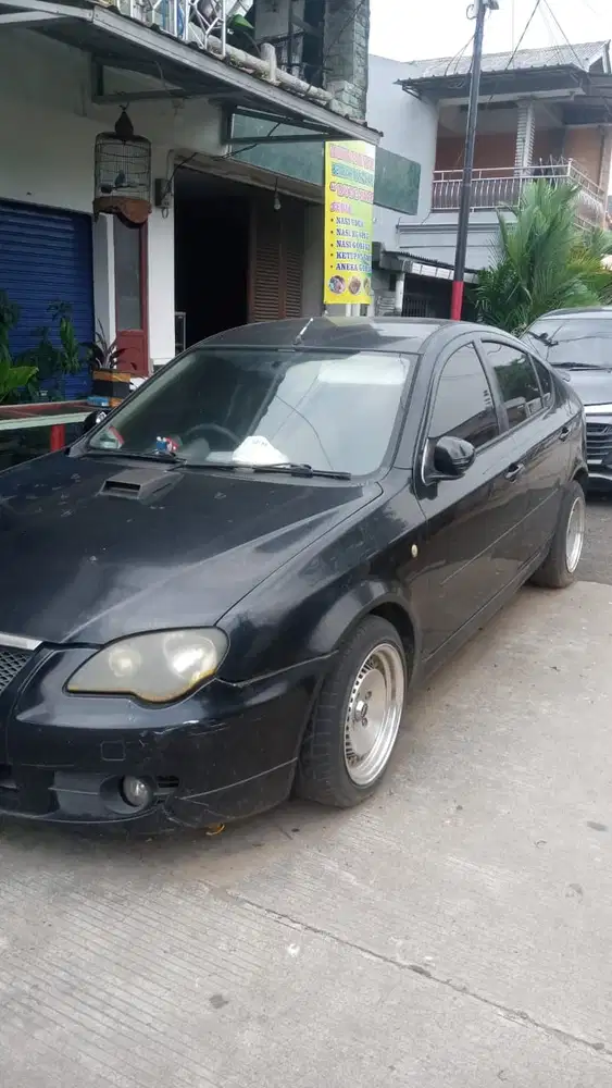 Proton Gen2 2010 Bensin
