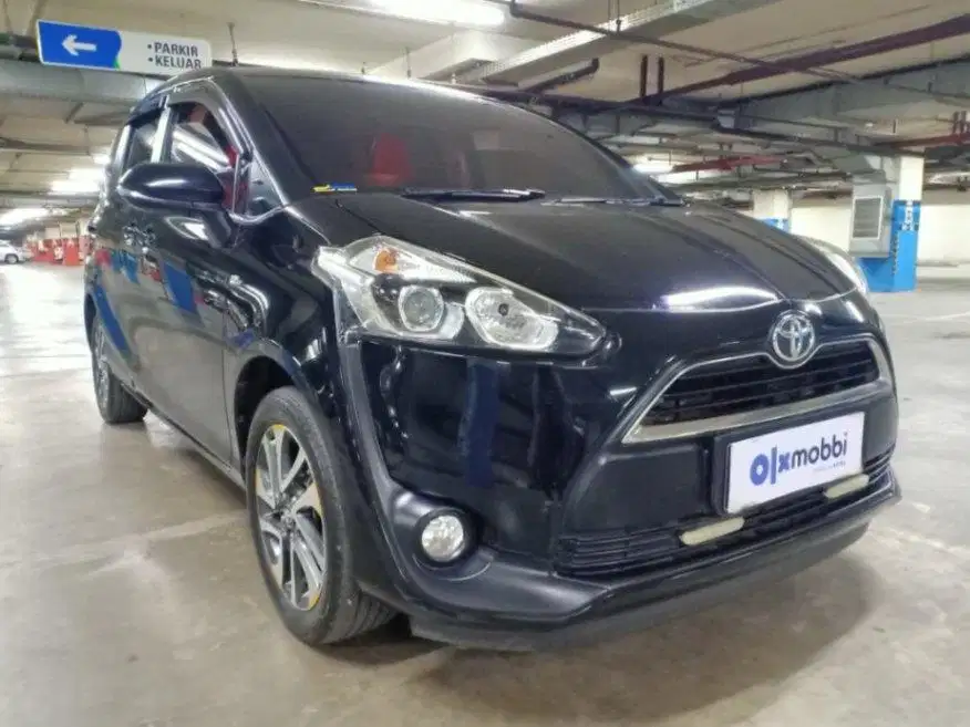 DP RENDAH - Toyota Sienta 1.5 V Bensin-MT 2016 SZMO