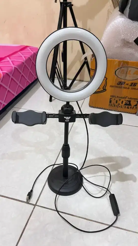 Ringlight 16cm + Tripod + 2 Holder