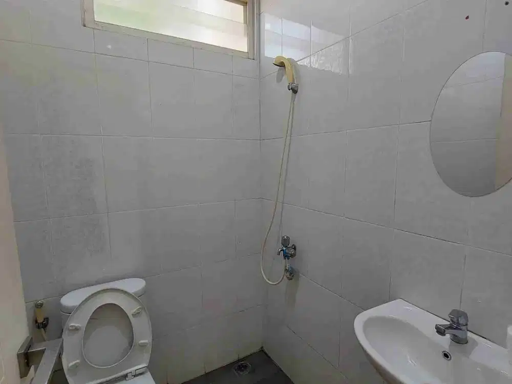 Disewakan rumah Canary, the spring Gading Serpong