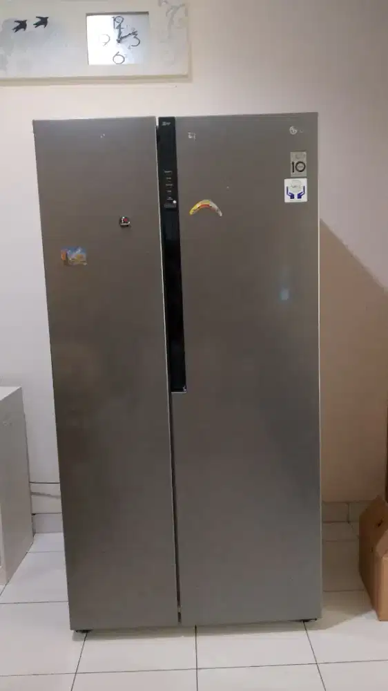 Kulkas LG 2 pintu side by side (msh garansi)
