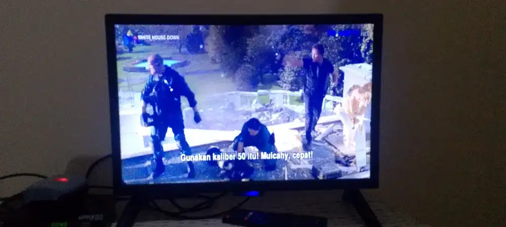 DI JUAL TV LED 21 IN MERK WEYON