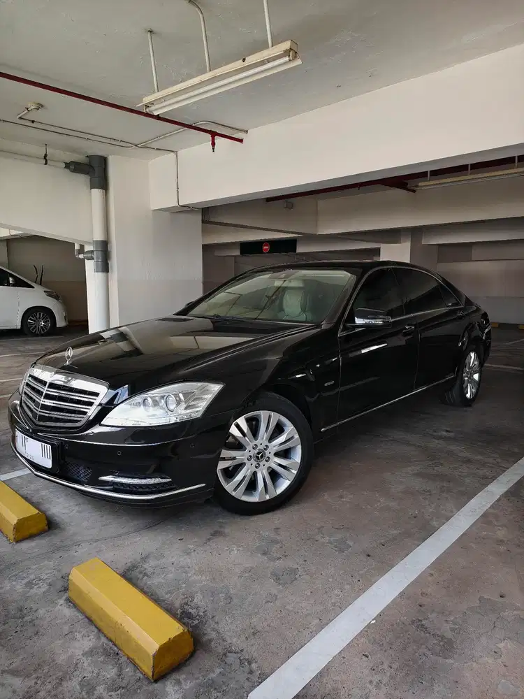 Mercedes-Benz S350L 2011 Bensin