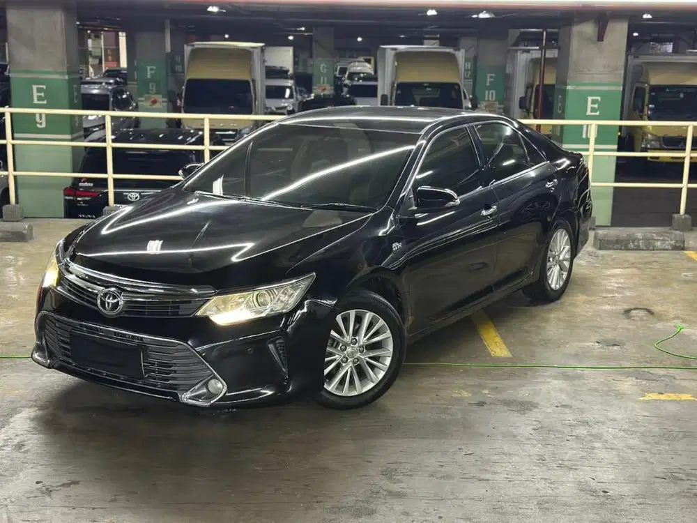 TOYOTA CAMRY 2.4 V 2015