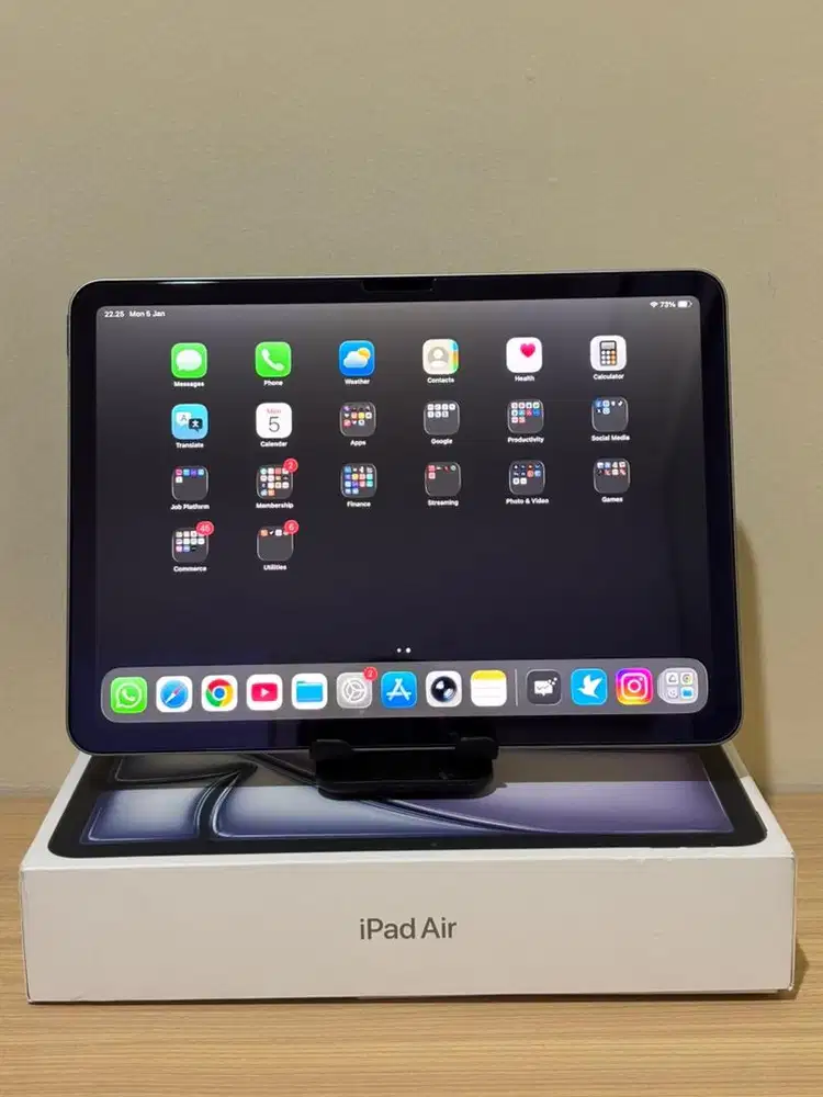 IPad Air M3 128gb space grey wifi only iBox fullset mulus