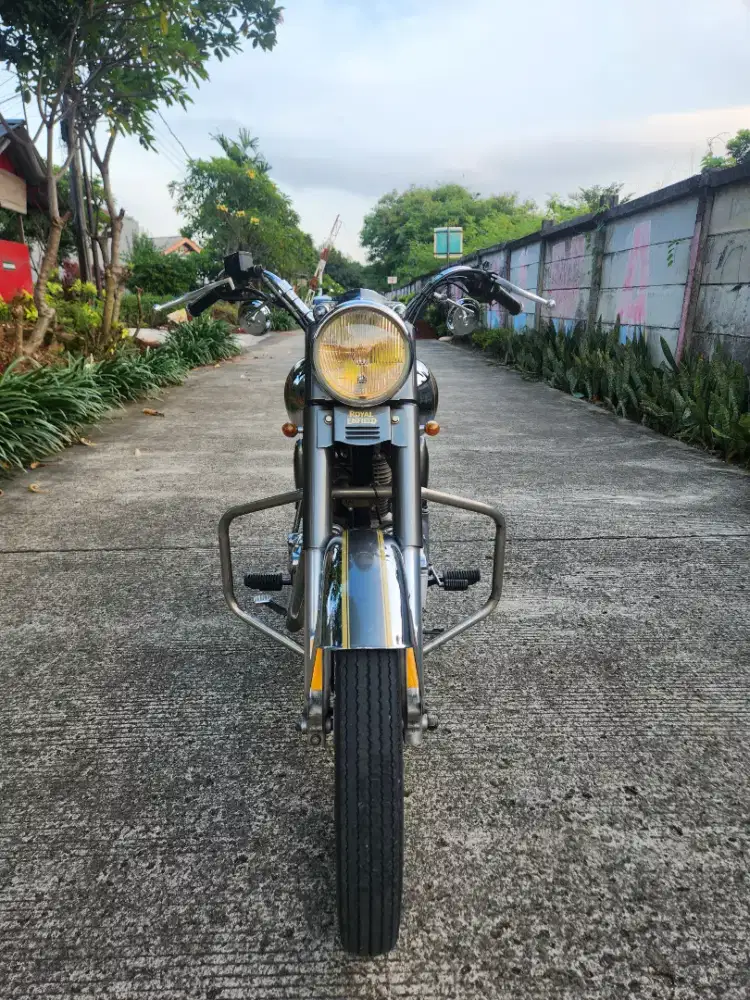 Royal Enfield Classic 500 2016