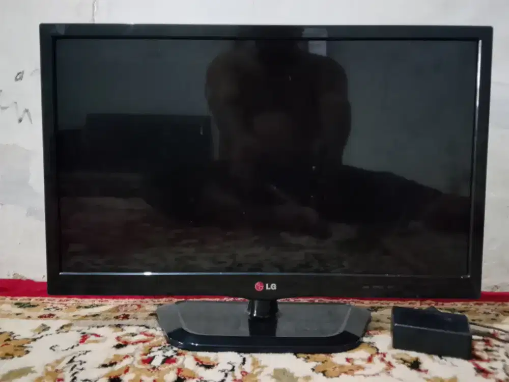 Led LG 22 inci minus tidak hidup cuma lampu merah