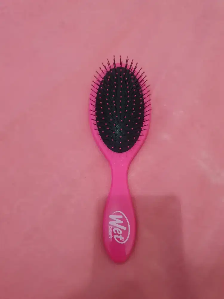 Sisir Wet Brush Detangler Pink Seken Bekas Pakai Kondisi Bagus Mulus