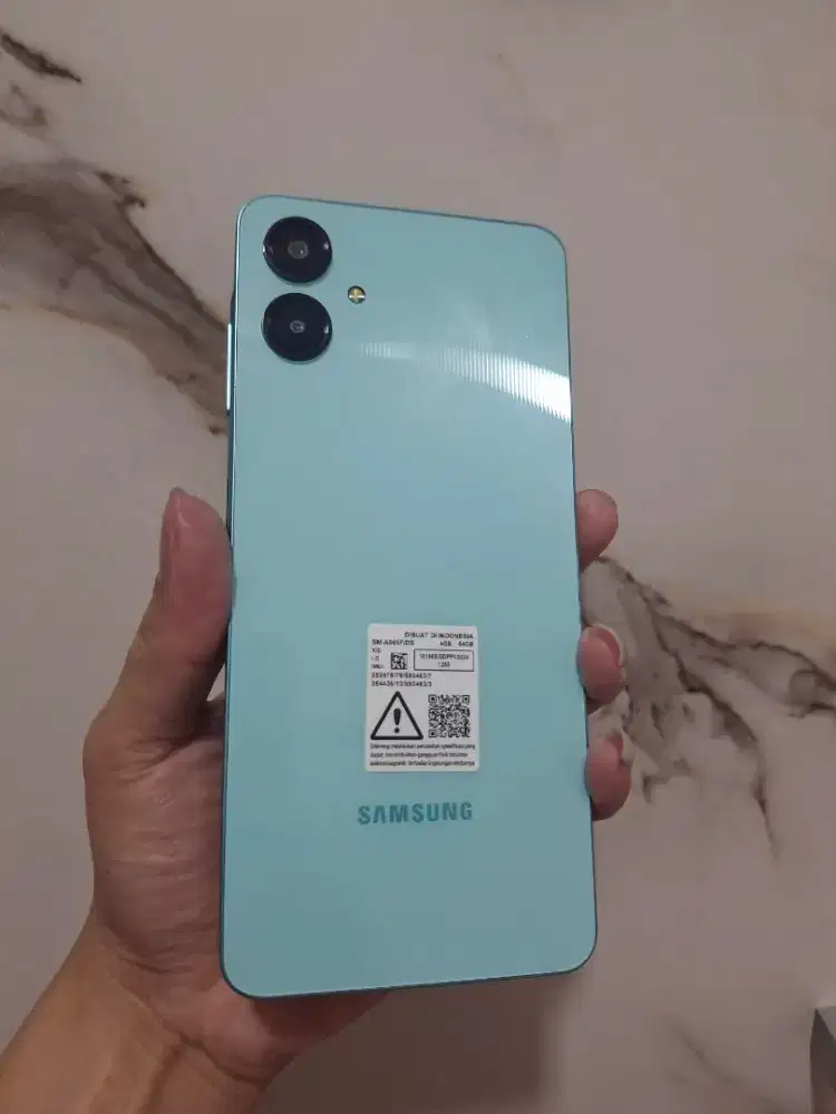 Samsung a06 4/64 like new