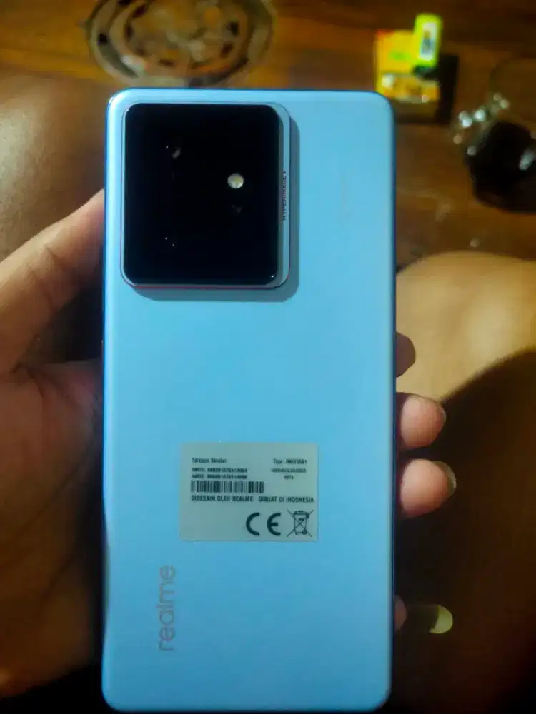 Realme GT 7 RAM 12+12/256 warna biru