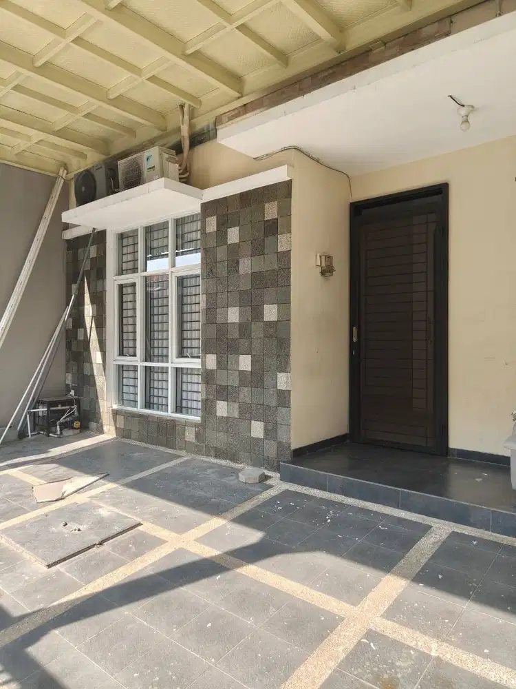 Rumah 2 Lantai Siap Huni di Mekarwangi Bandung