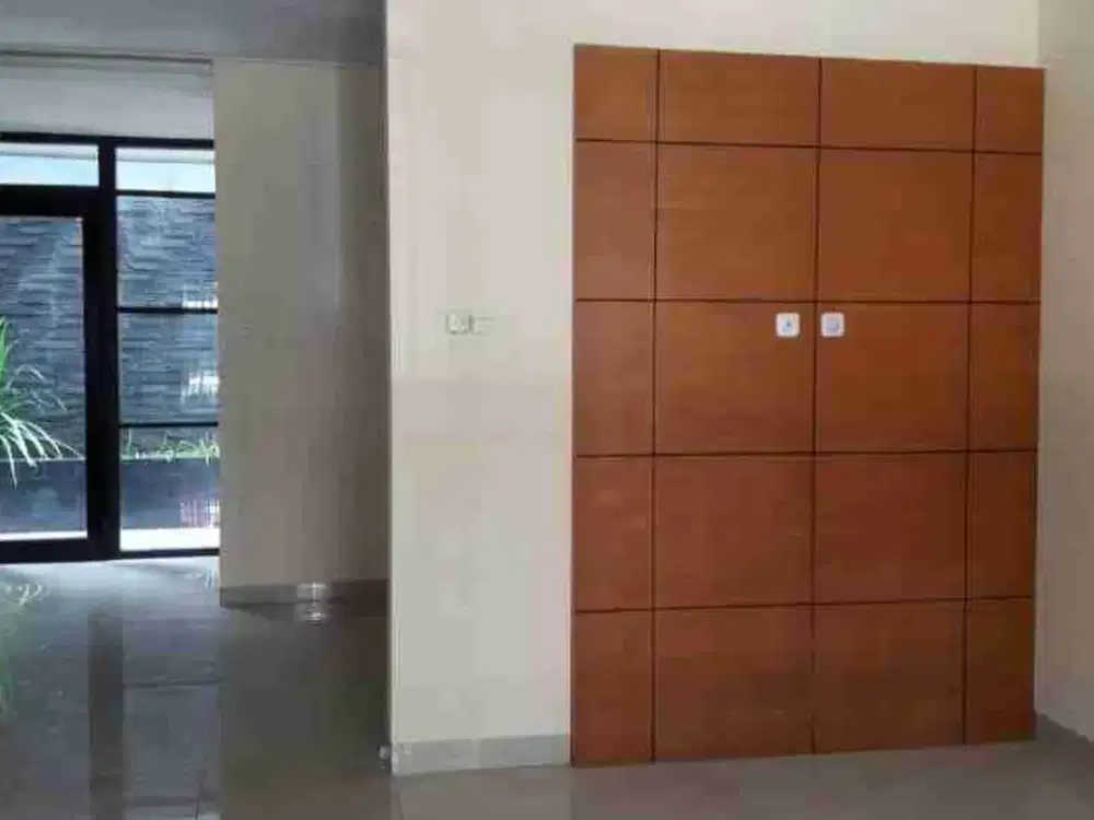 RUMAH SEWA SEMI FURNISHED SIAP HUNI CASA JARDIN JAKARTA BARAT