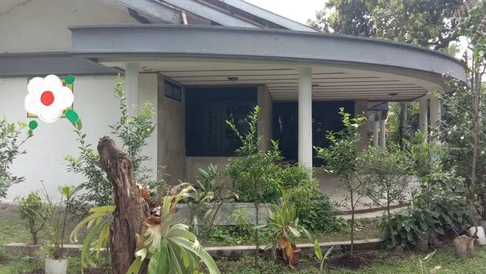 Rumah Hoek 2 Lantai di Sayap Cikutra Bandung