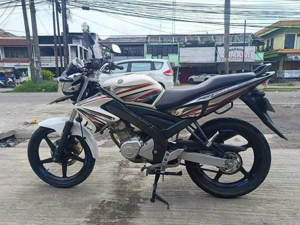 Yamaha Vixion Orijinal Istimewah