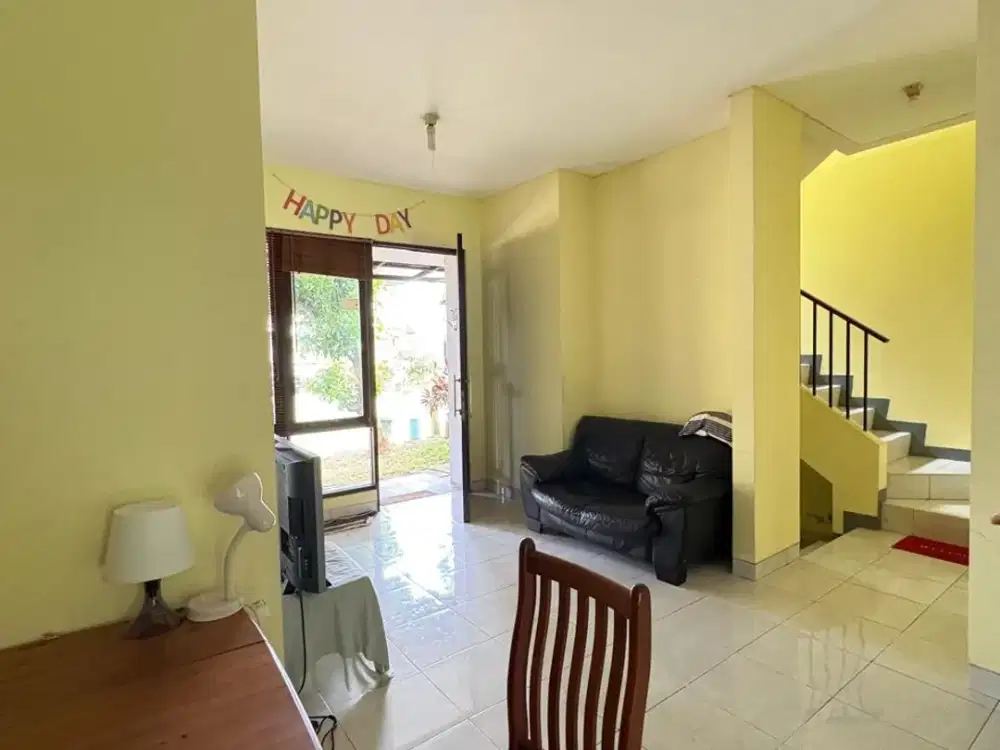 DI SEWAKAN - RUMAH FURNISHED 2 LANTAI DI PROVENCE PARKLAND - BSD