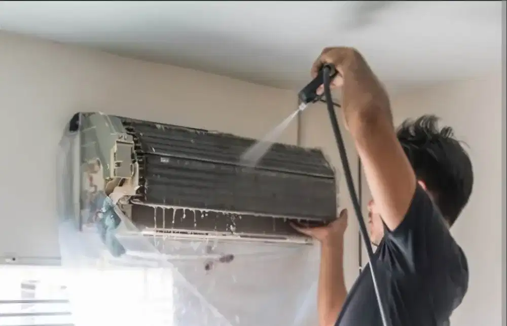 Jasa service AC,kulkas 24 jam,bongkar pasang AC baru/ bekas.