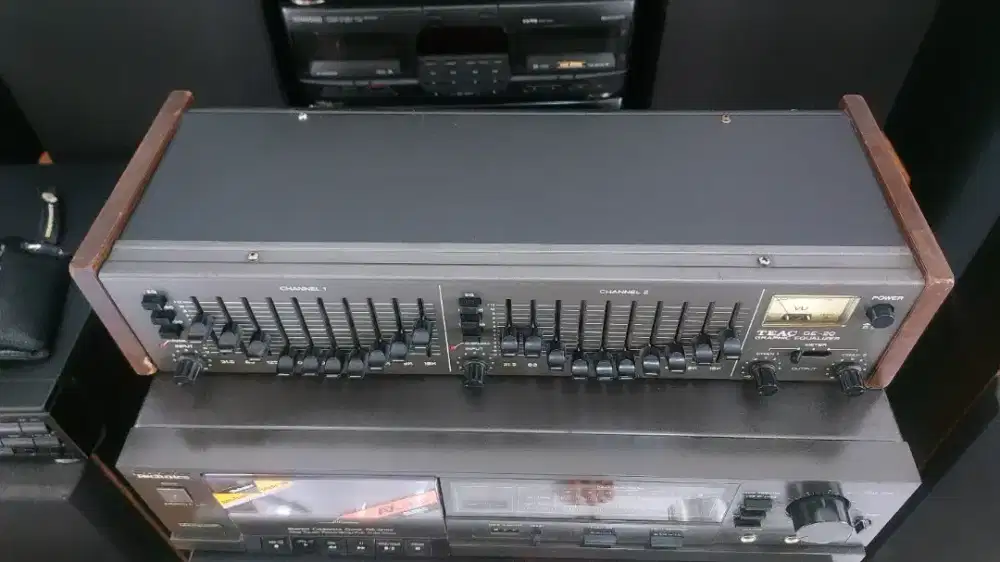 TEAC GE 20 Graphic Equalizer