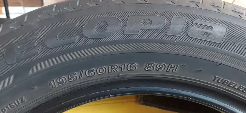 Ban Bridgestone Ecopia Ring 16 (4 buah)