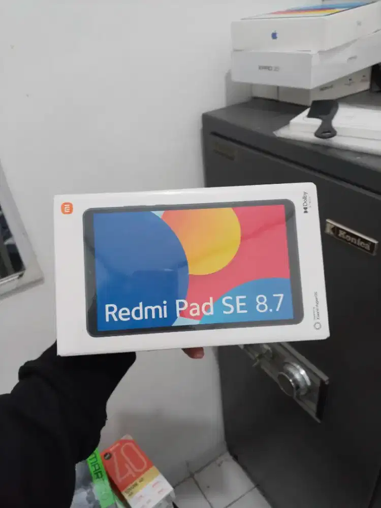 Pad SE 8,7 4/128 Neww