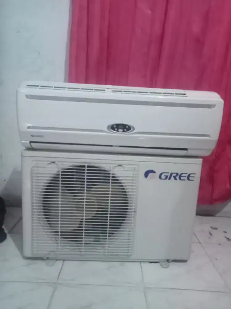 Dijual AC 1 pk merek gree siap pasang dan bergaransi