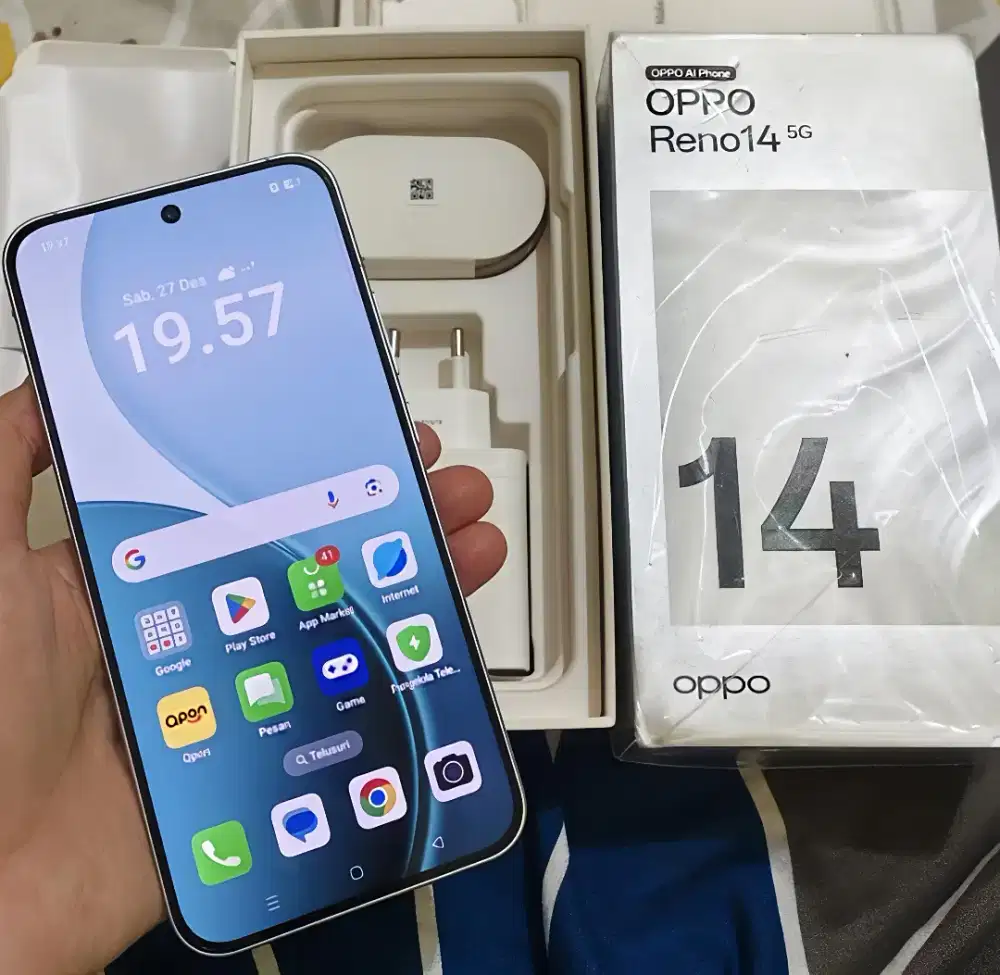 Oppo Reno 14 5G RAM 12/256 warna putih lengkap