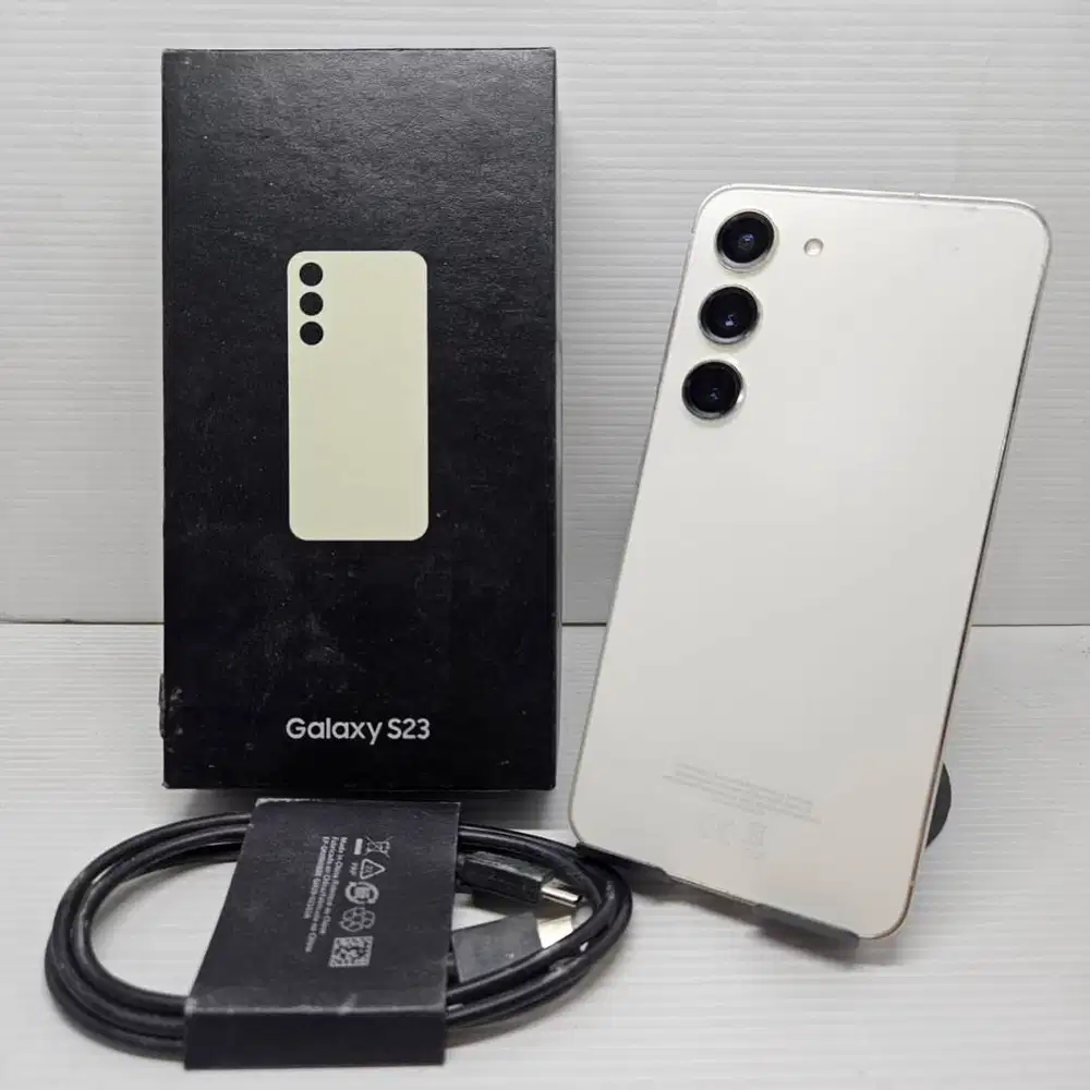 HOT SALE! SAMSUNG GALAXY S23 8/256 CREAM FULLSET MULUS NO MINUS