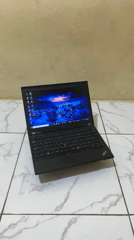 Lenovo Thinkpad X230i Intel Core i3 Ivibrigde Gen 3 | Ram 8Gb