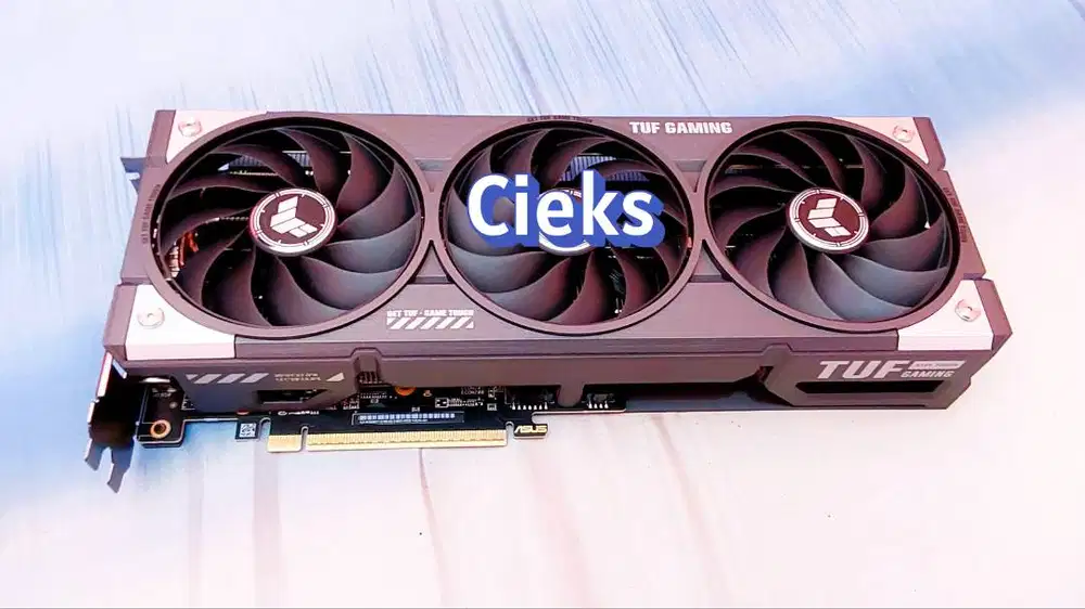 ASUS TUF RX 9060 XT 16 GB