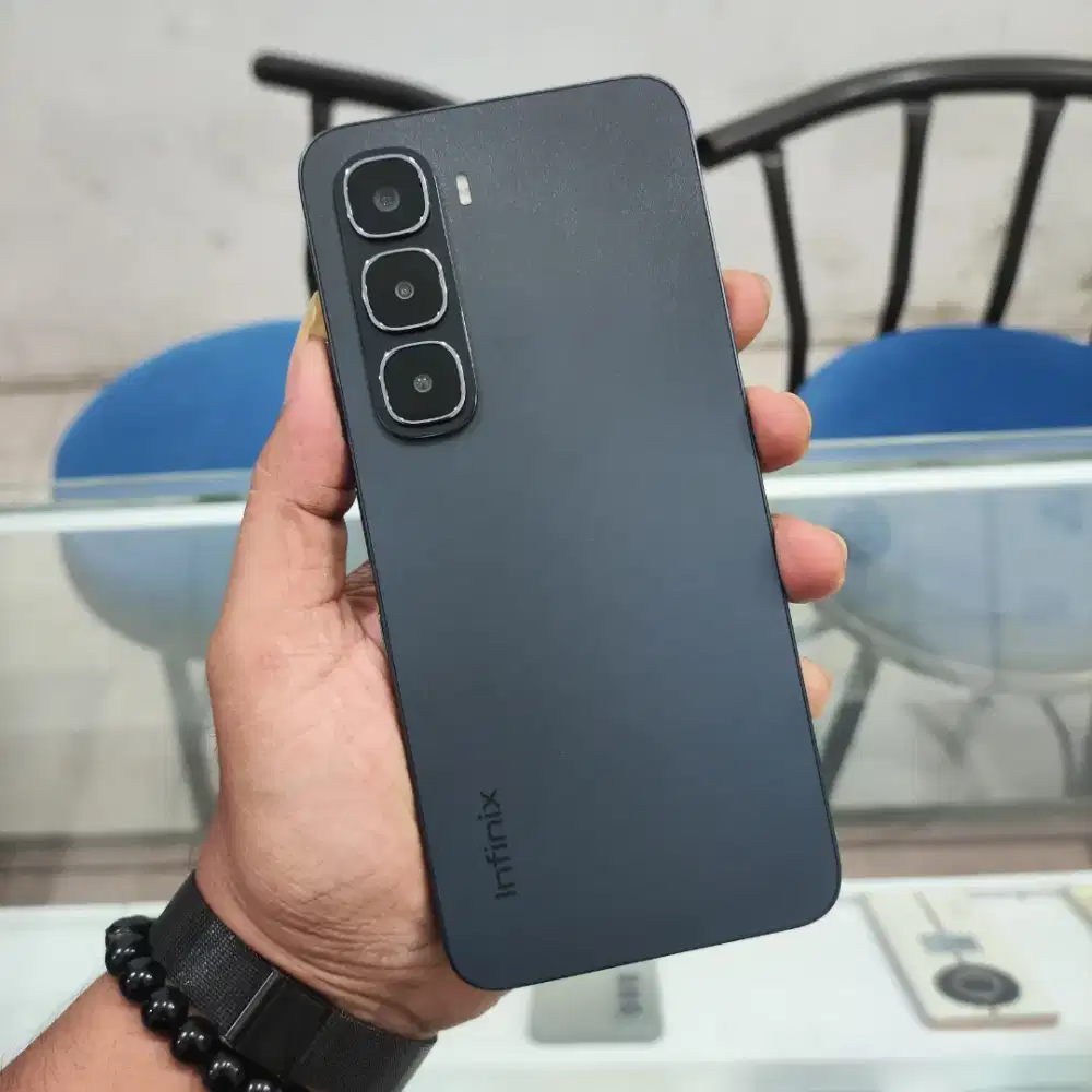 Infinix Hot 60i, 6/128Gb Fullset, bisa TT