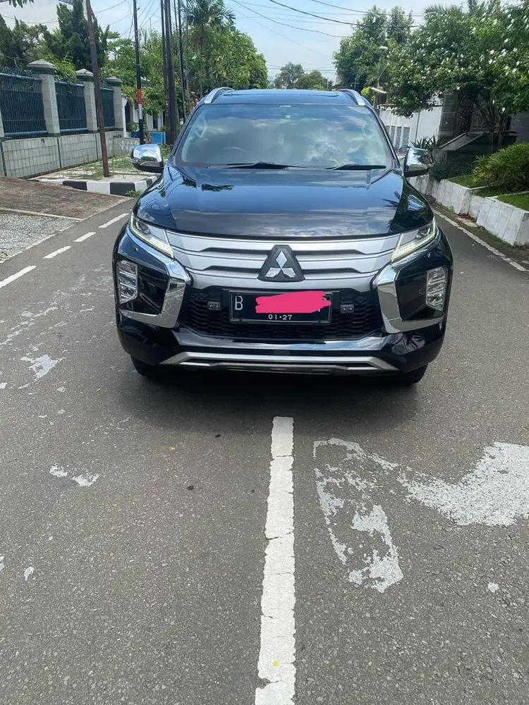 pajero sport dakar 4x2 2022 bulan