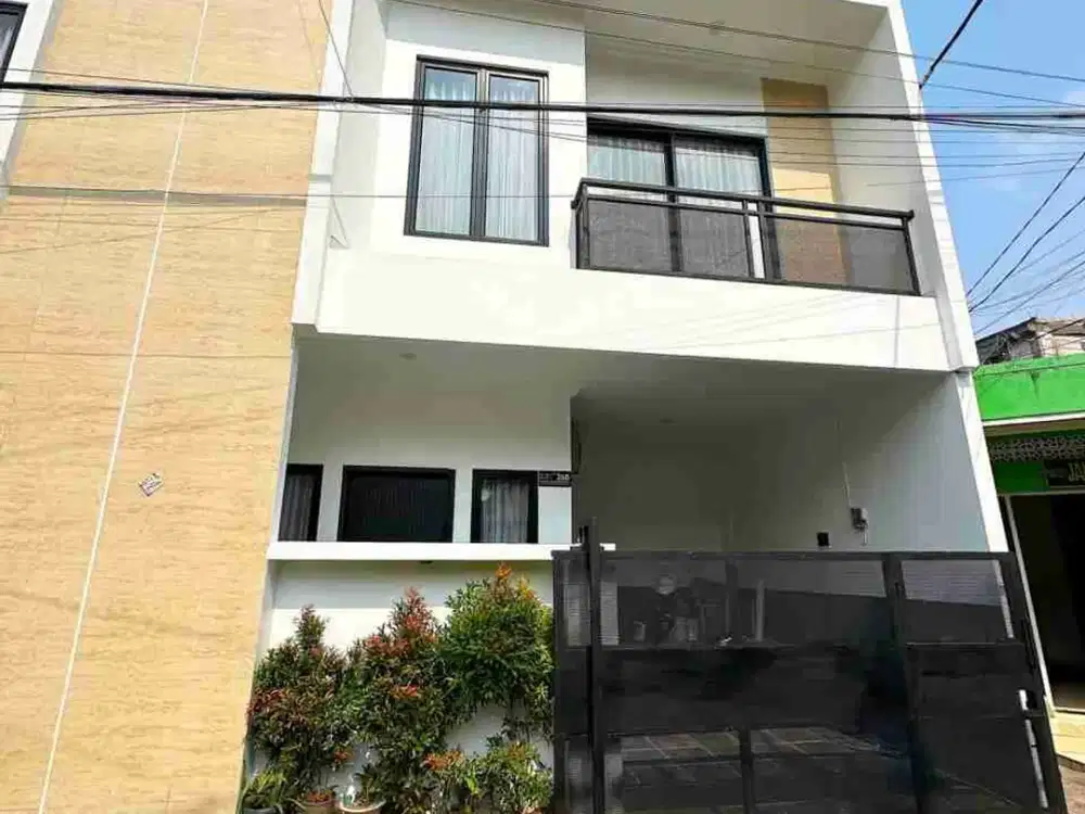 Rumah Di Kalibata Pancoran Ready Siap Huni, 2 Lt + Rooftop (205) Dijakarta Selatan,jaksel