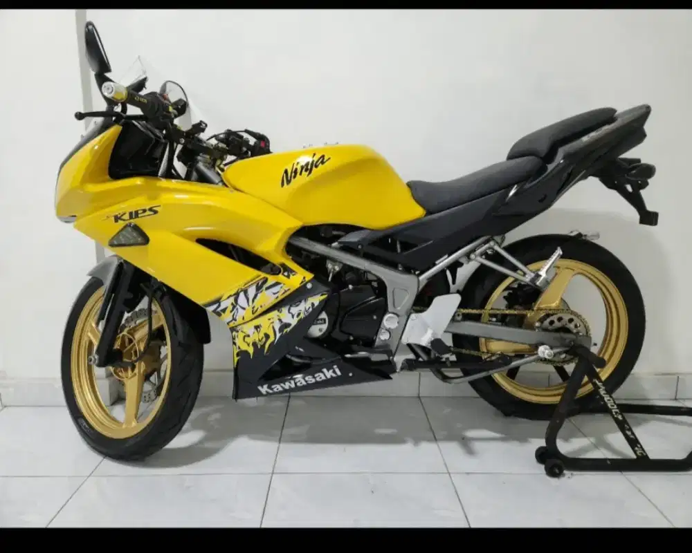 Kawasaki Ninja RR kuning Tahun 2013