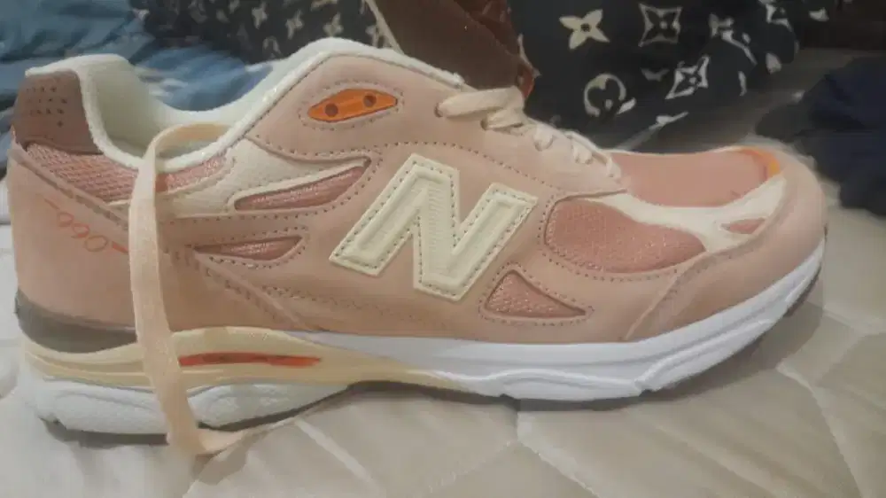Jual sepatu NB USA 990v3