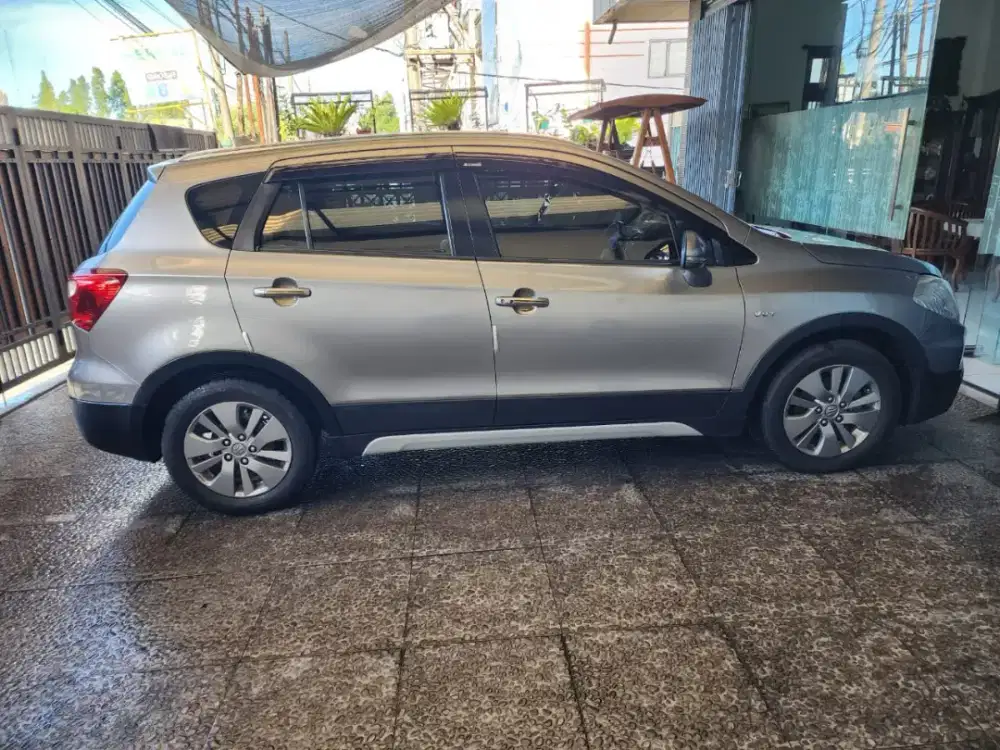 Jual BU SUV Suzuki design eropa matic 2016