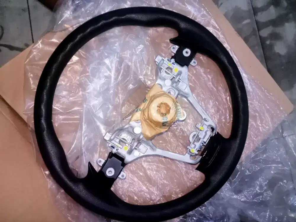 Setir mobil masih baru