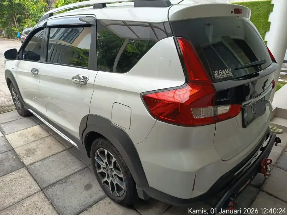 Dijual XL 7 th 2022 warna putih favorit