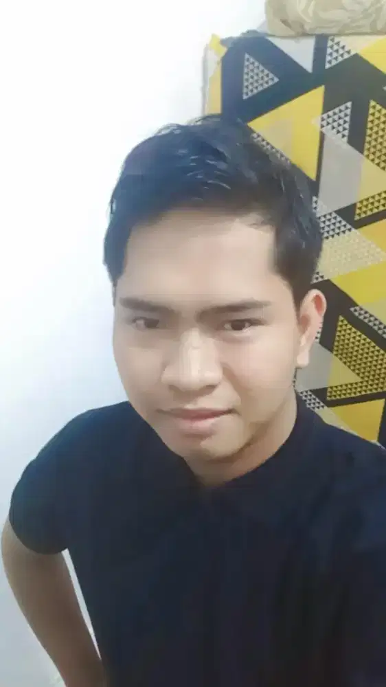 Mencari pekerjaan baru dan menjalani hidup yang baru.